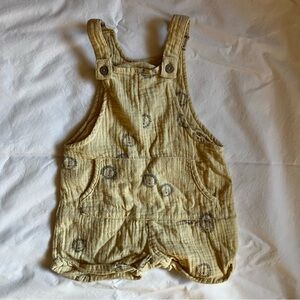 Cotton Yellow Baby Overalls with Lion Print 6-12mo